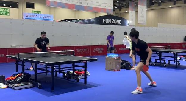 最新乒乓球比赛直播视频